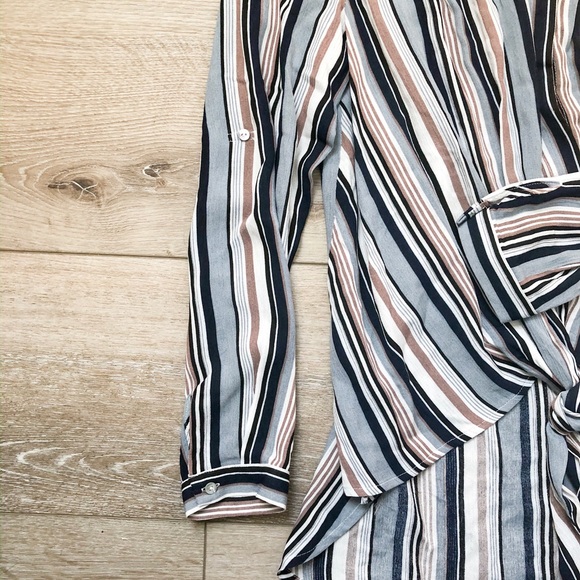 💙ODDY Striped Button Down - Picture 5 of 7